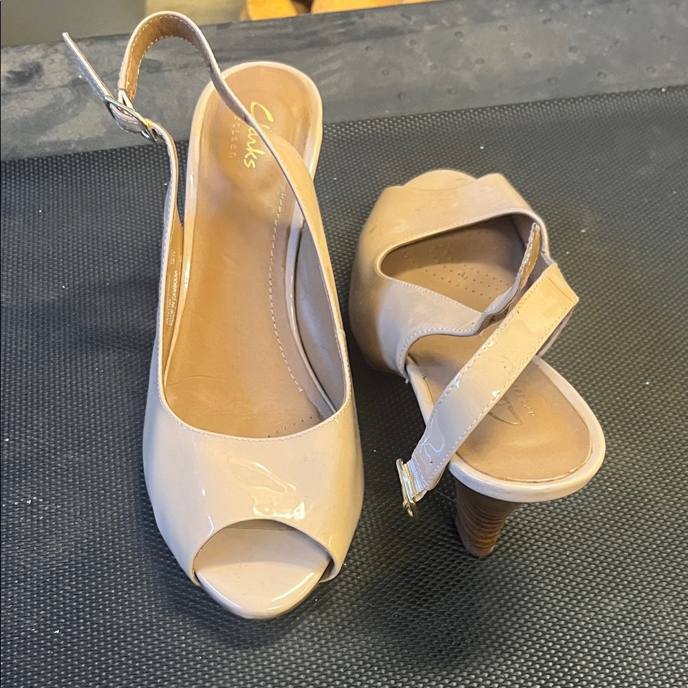 Clarks Women's Beige Peep-Toe Slingback Heels